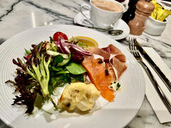 さーて♪
今朝はホテルでの朝食です♪♪