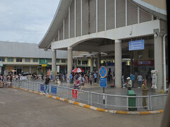 ＡＭ１０時３２分。

「タイ ラオス友好橋」にとうちゃこ。