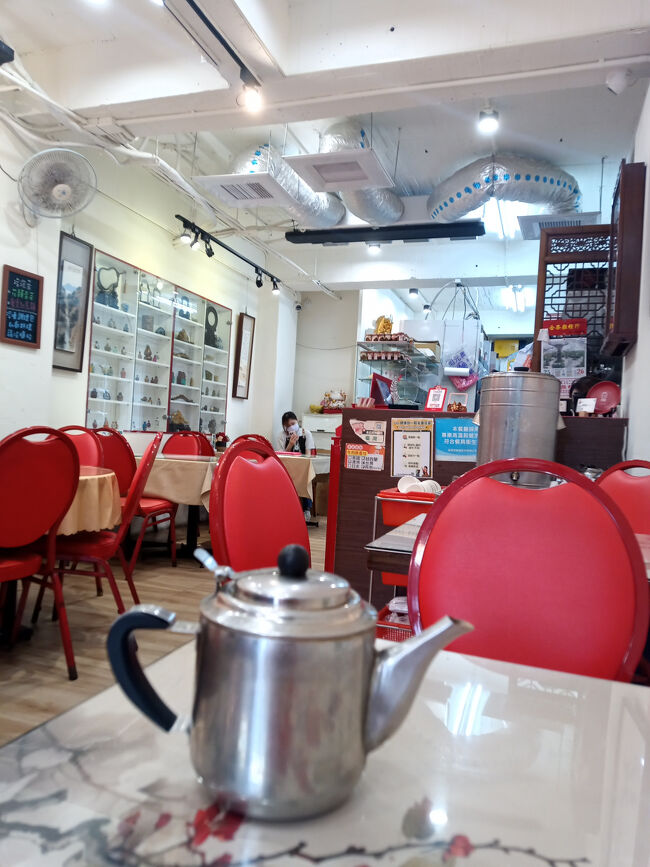 蔡萬興の店内。。。