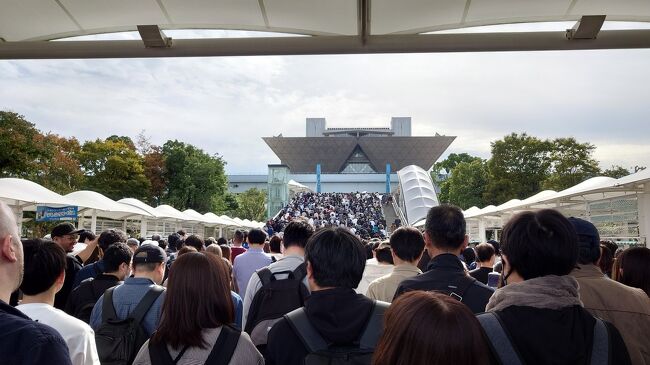 東京ビッグサイトに10時頃に到着。<br />とても混雑していました。