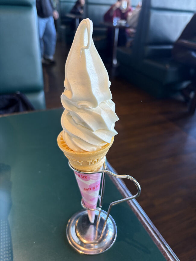 ソフトクリーム。<br />これは普通。