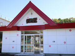 かわいい桜岡駅は無人駅