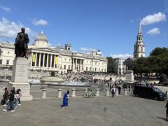 そしてトラファルガースクエアへ移動。