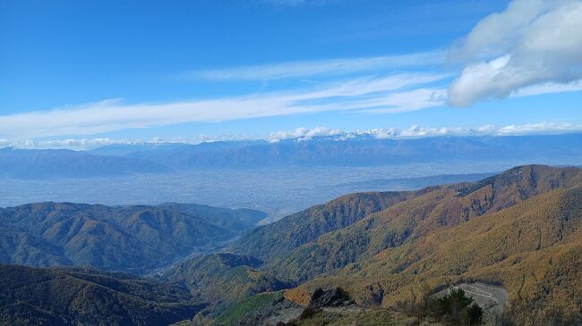 北アルプスには雪が被っています