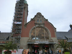 7:16着　
コルマール駅に着きました。
日本と違って肌寒い。