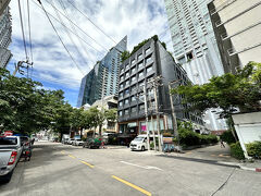 【アサイホテル（サトーン）】

私は既に仕事もしていないし、サイアム線（スクムビットロード沿線）に住んでいるので、この辺りには最近めっきりと縁が無い...（学生時代や観光客で来ている時は、この辺りばっかウロウロしていたのにねぇ～）