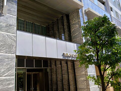 宿泊は「東急ステイ青山プレミア」。