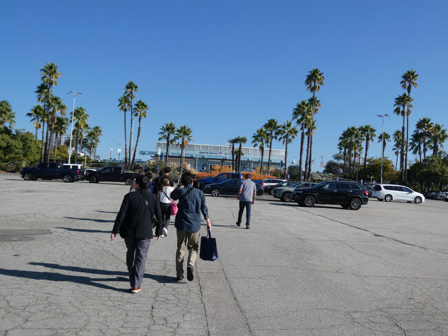 時間になりようやくスタジアムへ向かうことができました。