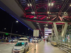 11/05（水）１日目
５時にスワンナプーム着。