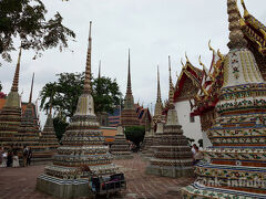 ワットポーまでやってきた。