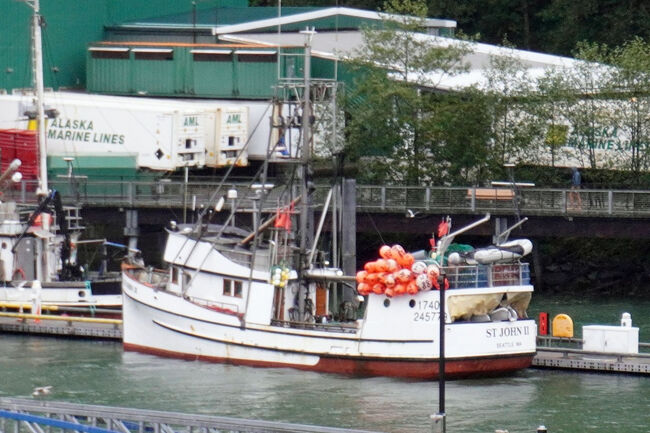 このような漁船で外海まで出ていくのだと思うと心もとなさも感じます。