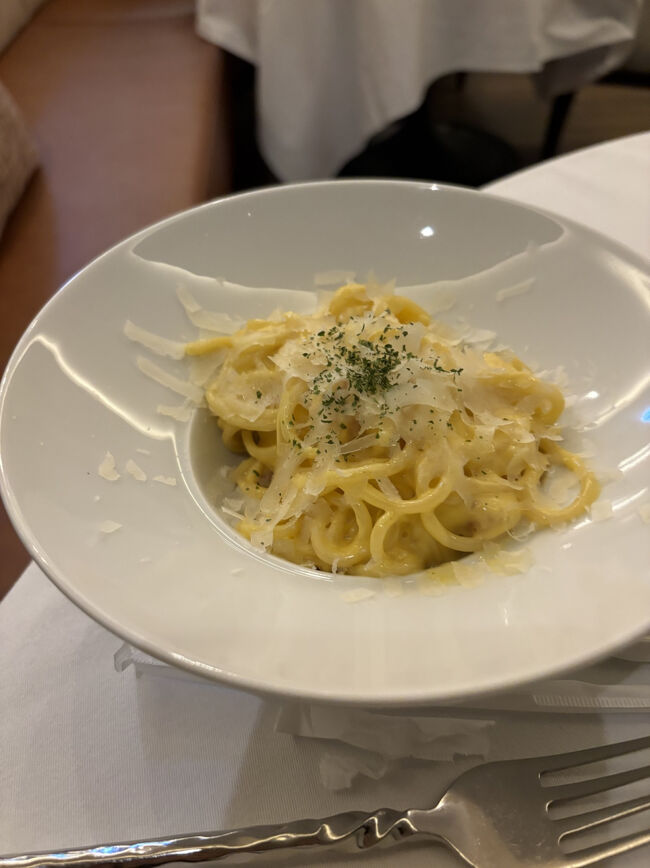 キッズメニューのカルボナーラ