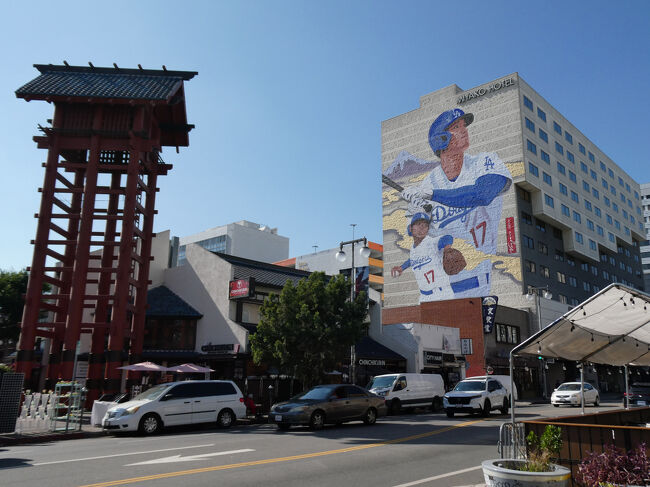 リトルトーキョーといえばこれ、有名な大谷翔平の壁画です。<br />交差点の所に設置してあるQRコードを読み込むと、AR技術でスマホの中の壁画が動き出し歓声が聞こえてきます。