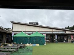 さて２時間ほど走って道の駅ひらたで昼食です。