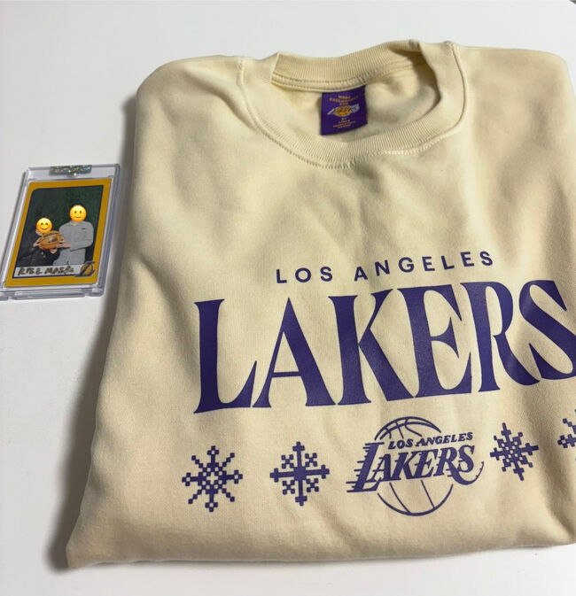 アリーナの前ではバスケのイベントをやっていました。<br />参加型のゲームが多く簡単なゲームでトレーナーを貰えたり、写真を撮ってその場で記念のプレートにしてもらえたり、とても良いお土産ができました。