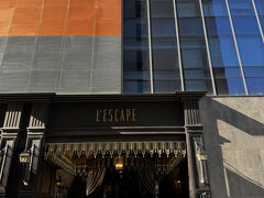 昨日の仁川のネストホテルからタクシーでレスケープホテルまで行きました