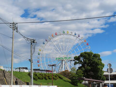 駅は読売ランド前という名前ですが、
目の前には無く山道を30分以上歩きます。