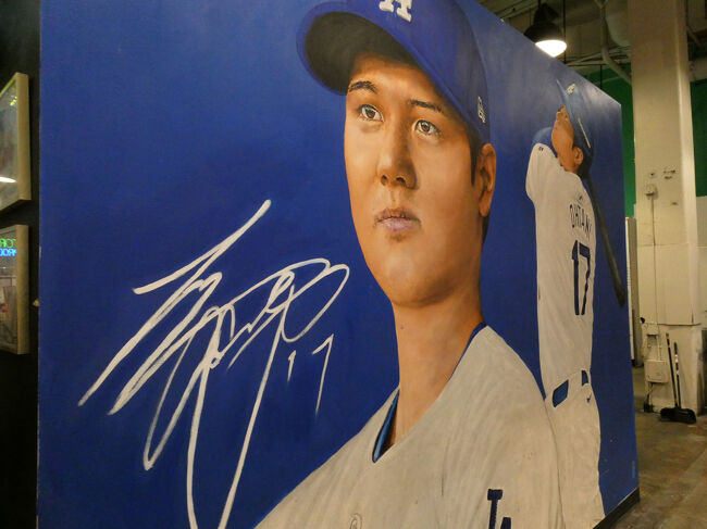 ここにも大谷翔平の大きな看板がありました。