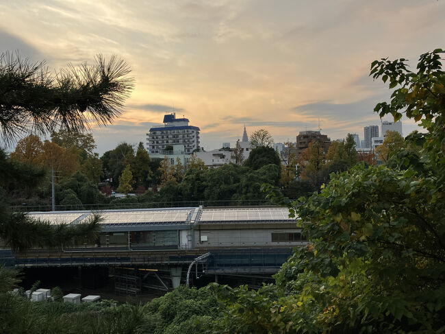 地下鉄四谷駅と代々木方面