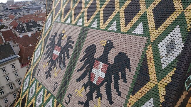 パプスブルク家の紋章、双頭の鷲。<br />すごくかっこよくて、見てすぐにお気に入りになりました！