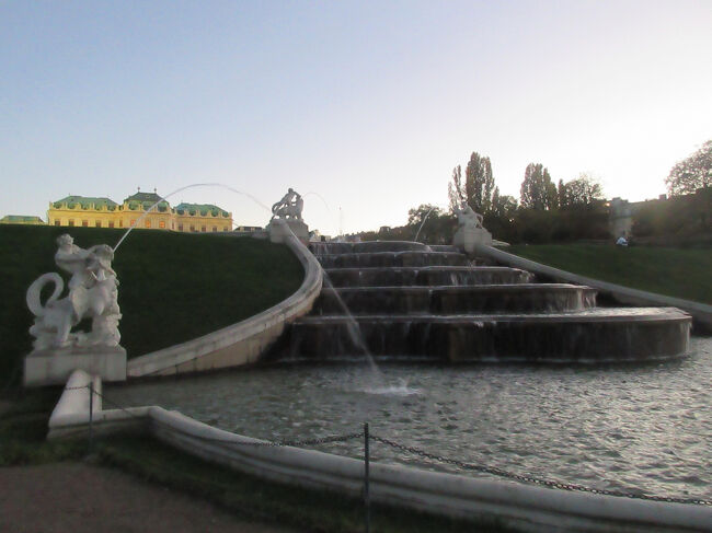 噴水があったり