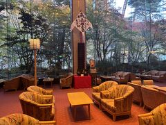 ホテル華の湯。
色々なスタイルの露天風呂があり、とても楽しかった。