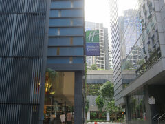 17時半、ホテルに戻ってきました。