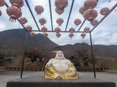 今回の旅行、最初のスポットは佛光山法水寺！
ここは台湾に総本山を置くお寺で、日本にいながら異国情緒を味わえるということで楽しみにしてました♪