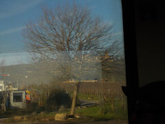 途中のガイゼンハイムの手前に、ヨハニスベルク城が見えました。
しかし、こんな出来（泣）。
