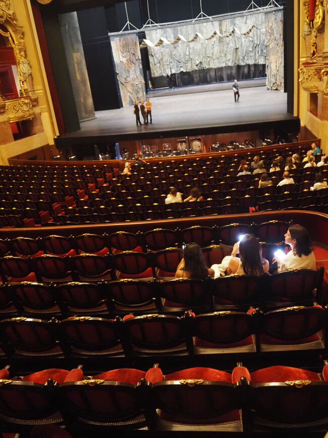劇場の内部。