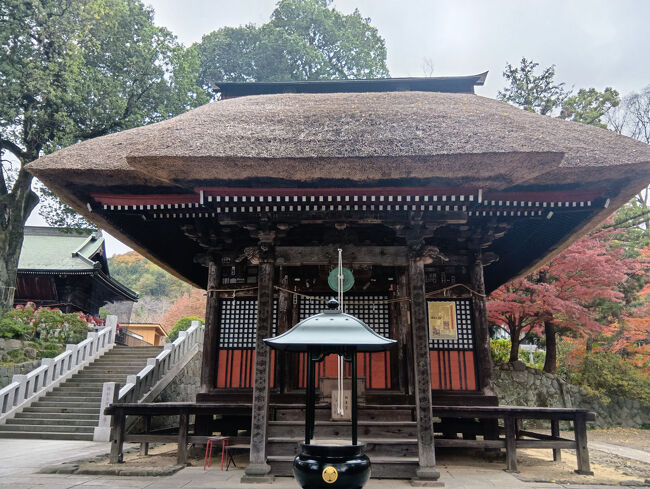 階段を下りて観音堂の正面に立ちます。風情がある実に美しい景観です！感動します！