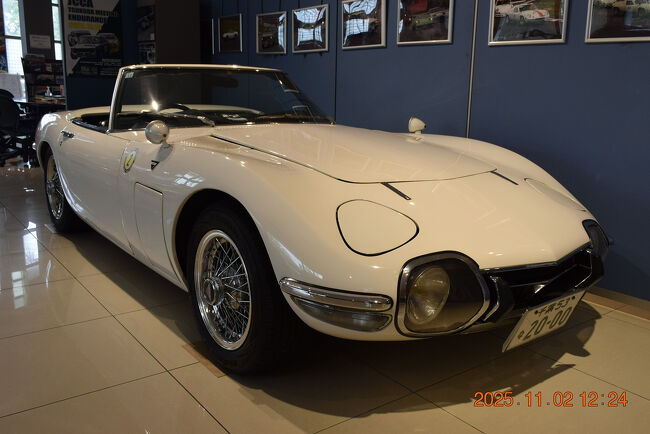 トヨタ2000 GT オープン仕様。