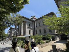 大阪府立中之島図書館