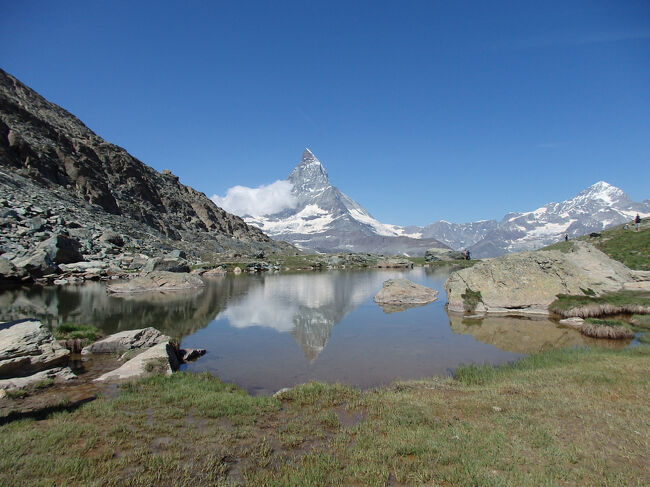 逆さマッターホルンの湖で