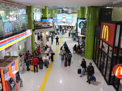 ガンビル駅。ジャカルタのターミナル駅。