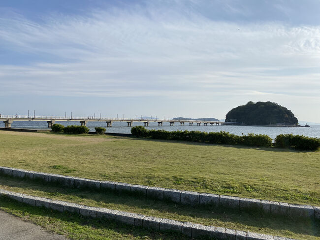 竹島が見えます。<br />竹島・八百富神社へは、明日の朝に行きます。