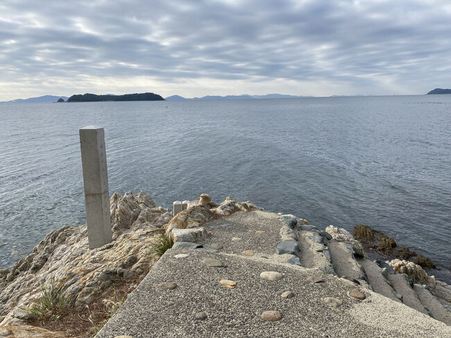 竜神岬の先端です。海が綺麗です。