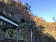 廃線の線路を利用した自転車こぎのアガッタンを横目に見ながら・・