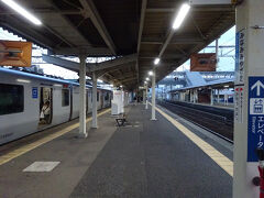 南宮崎駅に到着。ここで降りる。
この駅も駅名標が見当たりませんねえ。