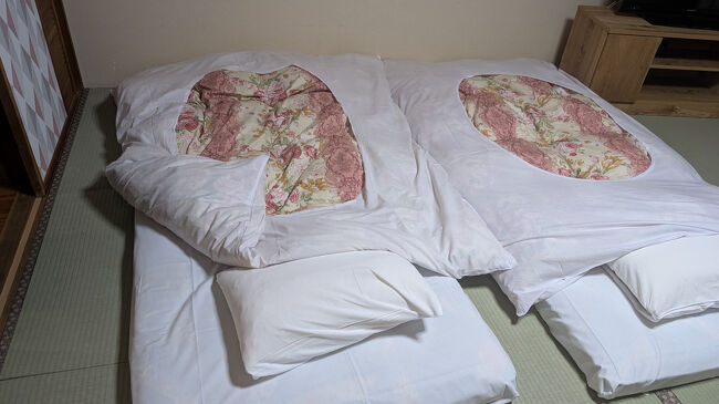 おふとんは、到着時から敷いてありました。