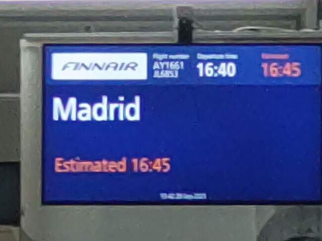 今日はフィンエアーでマドリードに向かいます