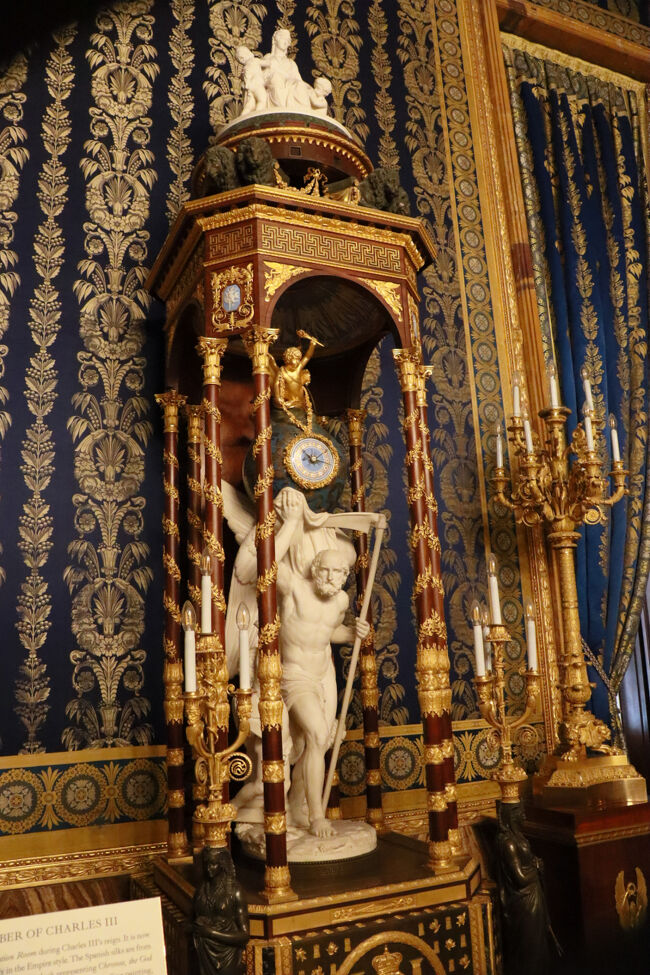 絵画や彫刻、造形物、どれも見入ってしまう