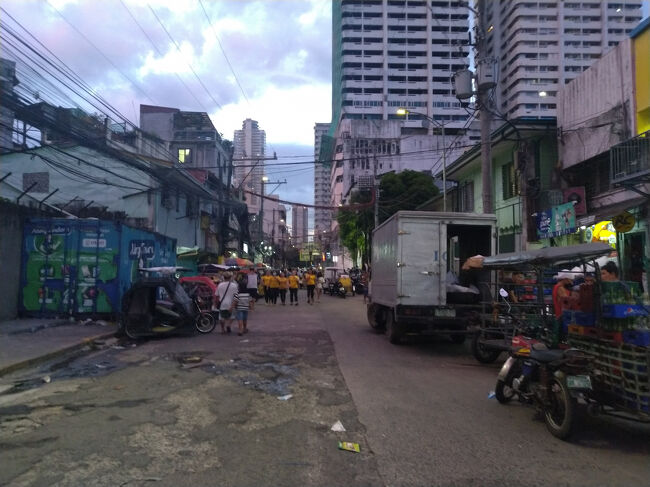 ・マリア・オロサ・ストリート　<br /><br />ほんと、この辺は下町ちっくでいい感じ。<br />