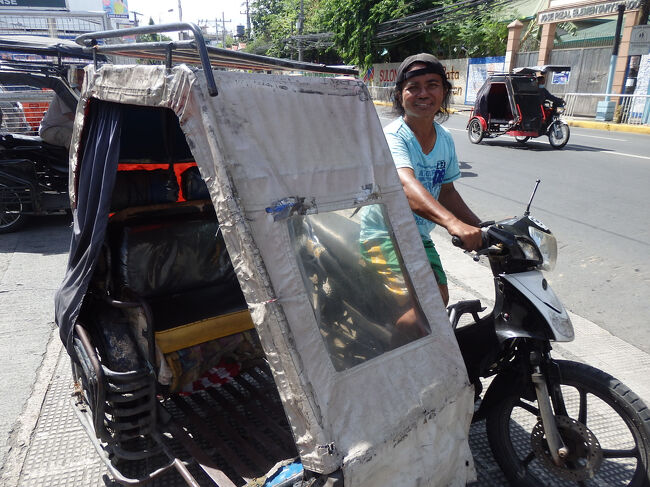 ・トライシクル　<br /><br />ハッピーランドまでは、ジプニーとトライシクルで。<br />どっちも１回乗ってみたかったんで、らっきー♪<br />