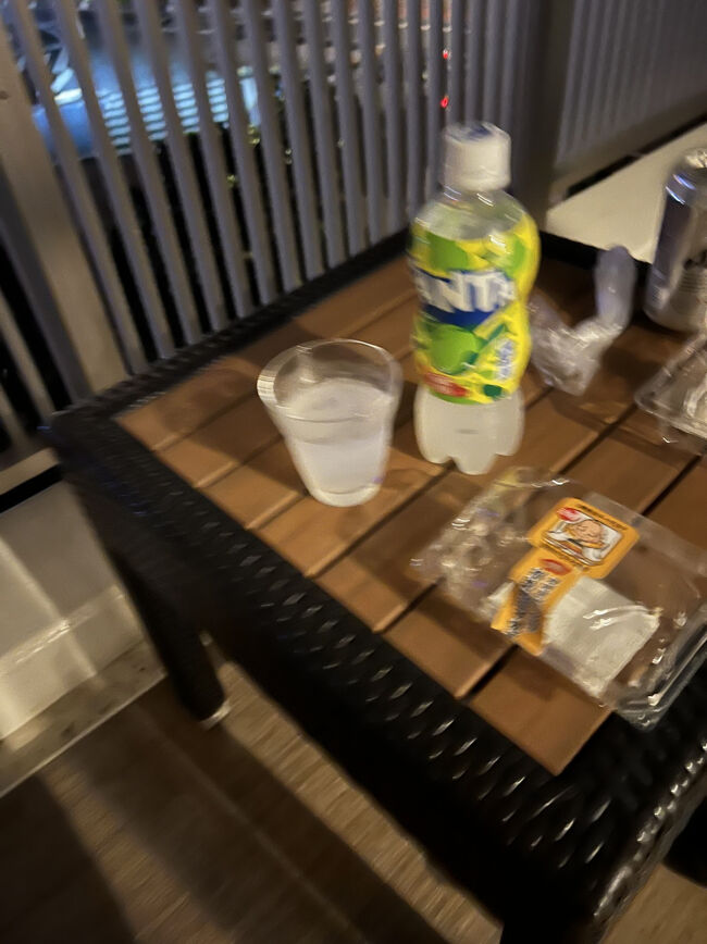 ピンぼけですみません<br /><br />こんな感じで宴を楽しみました～<br /><br />おやすみなさい☆<br /><br />追伸:沖縄で水道管破裂があった模様、詳しくはわからないが断水しているみたいです、ここ北谷は大丈夫でした<br />