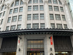 まずは大阪へ
関西の知人への手土産調達のため高島屋へ