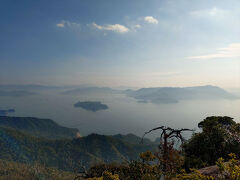 【獅子岩 展望台】ロープウェイ駅からすぐのところにある展望台です。