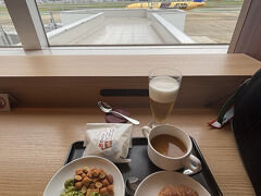 こちらでも一休み。
スターウォーズをお見送り。