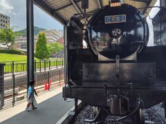 少し歩いて九州鉄道記念館へ。