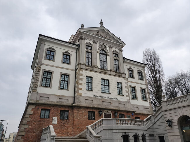 ショパン博物館<br />14:35